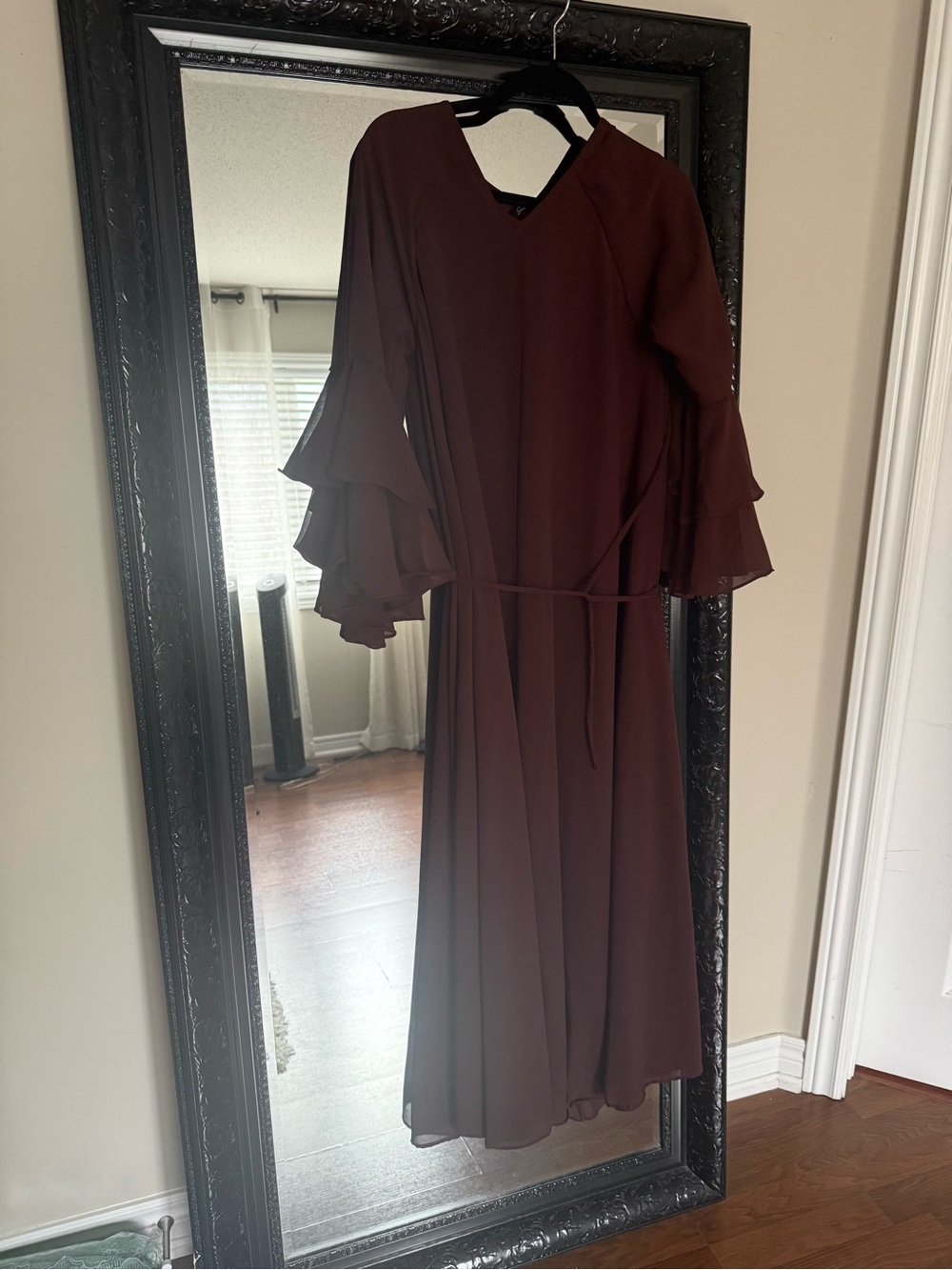 Women’s Tiered-Sleeve Midi Dress in Deep Brown